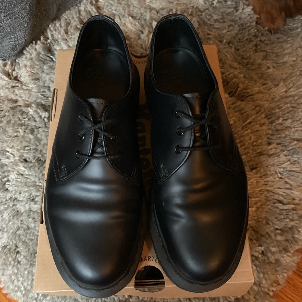 1461 Mono Dr Martens
